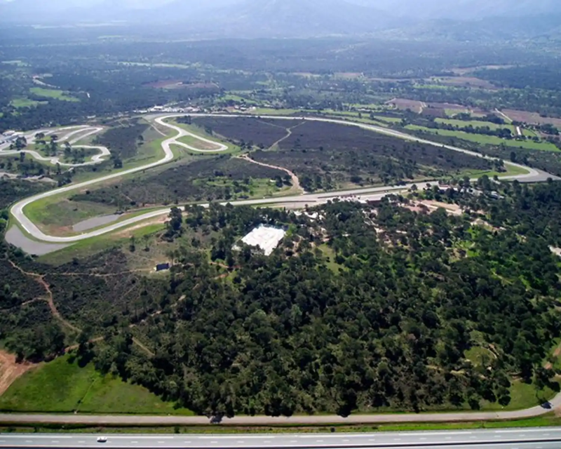 Vue aérienne circuit du Var (83)