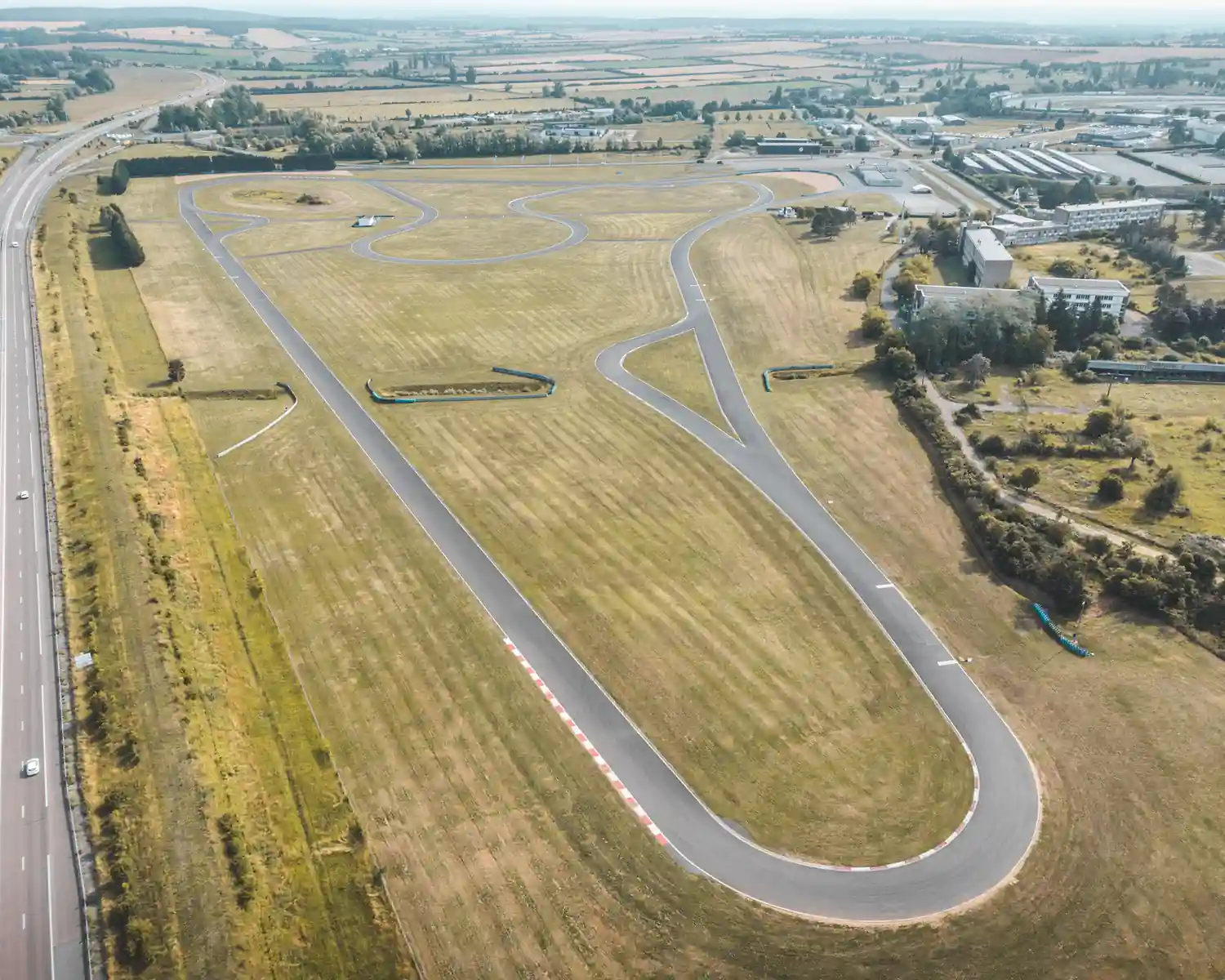 Coffret cadeau pilotage à Magny-Cours (58) | Motorsport Academy